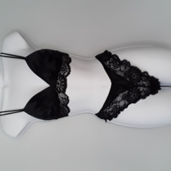 90s La Perla Lace & Plisse SetBlack Size 32 & M(2)ITALY